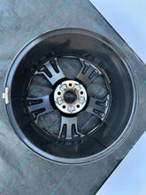 Laden Sie das Bild in den Galerie-Viewer, ALUFELGE NISSAN QASHQUAI I12 6UA8B ET45 18X7.5 5X114.3