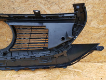 Laden Sie das Bild in den Galerie-Viewer, MERCEDES EQC A293 W293 19- KÜHLERGRILL STOSSFÄNGER VORNE A2938881800
