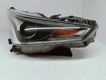 Załaduj zdjęcie do przeglądarki galerii, Toyota Aygo II B4 LIFT 18- LAMPA PRAWA PRZÓD SOCZEWKA+LED EU KOITO 0H-27