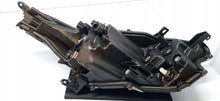 Laden Sie das Bild in den Galerie-Viewer, TOYOTA YARIS IV 4 P21 19- SCHEINWERFER LINKS VORNE LINSE KOITO K0-6 EU