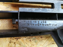 Laden Sie das Bild in den Galerie-Viewer, OPEL MERIVA A LIFT 06- KÜHLERGRILL STOSSTANGE VORNE 13193495