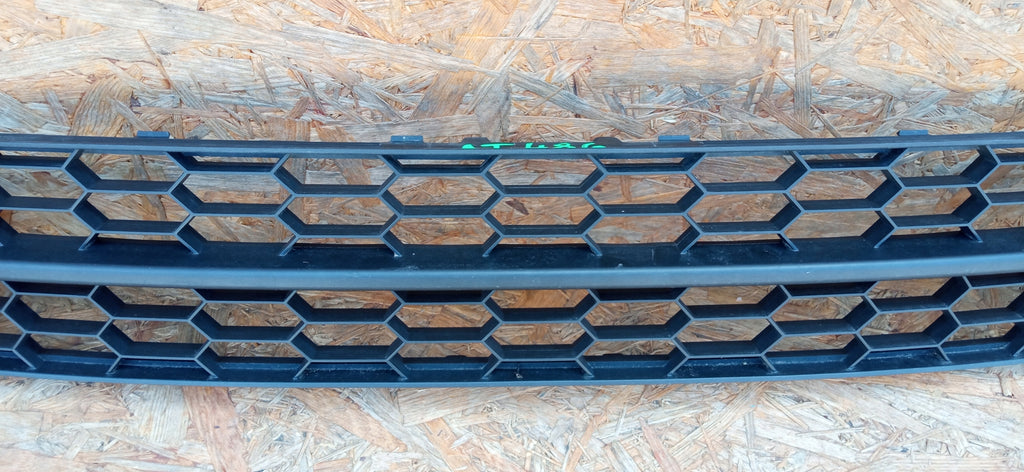 SKODA OCTAVIA III 13- ATRAPA GRILL KRATKA ZDERZAKA PRZEDNIEGO 5E0853677