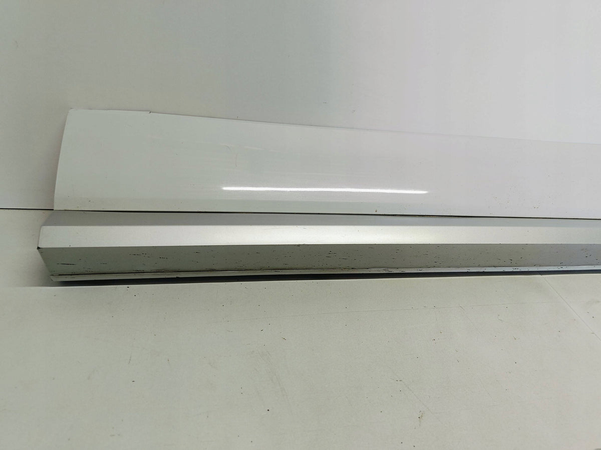 Seat Ateca 16- Baguette Porte Avant Droit Droite Avant 575854940E — photo 5 sur 16