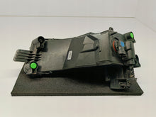Load image into Gallery viewer, VOLKSWAGEN TOURAN II 15- RIGHT FOG LIGHT HALOGEN 5TA941662