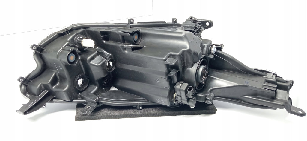 TOYOTA YARIS IV 4 P21 19- SCHEINWERFER LINKS VORNE LINSE KOITO K0-6 EU