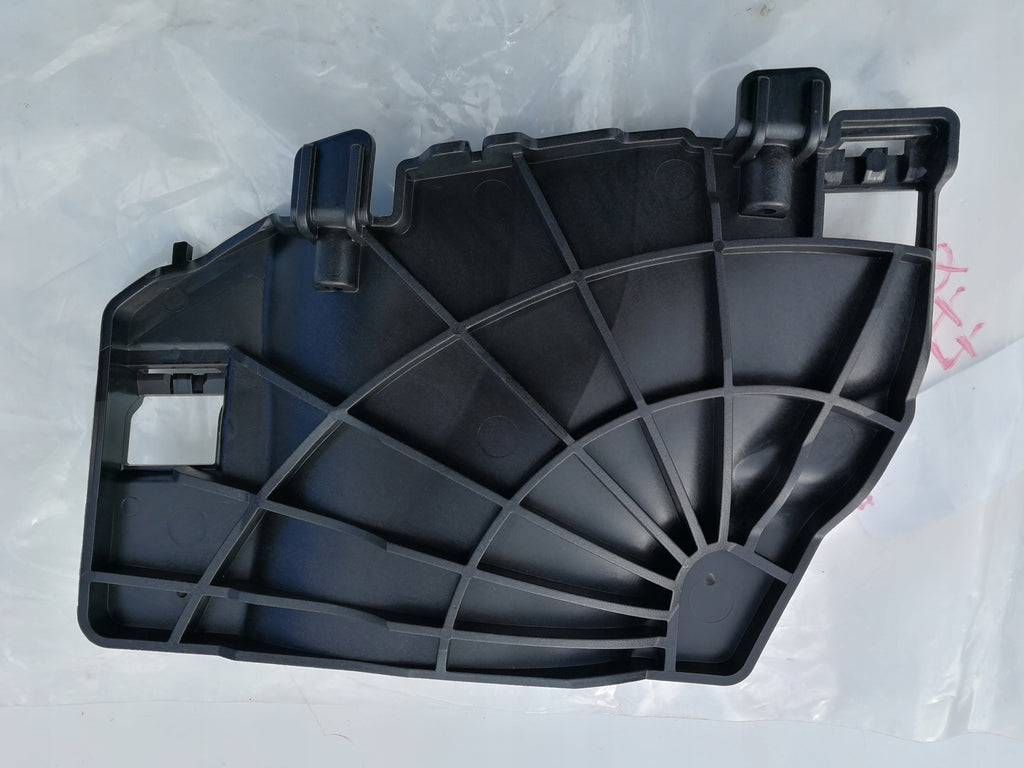 MERCEDES BENZ B W246 AUSPUFFHALTER HALTERUNG NEU