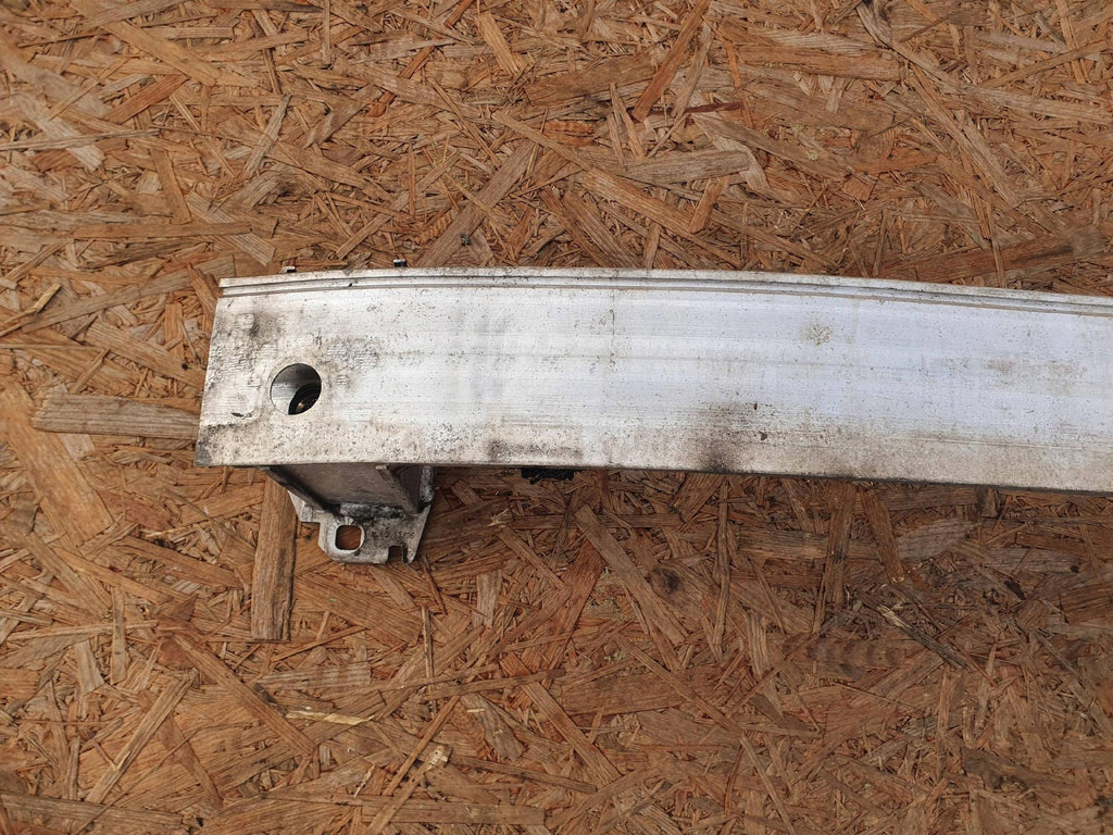 Audi Q3 8U 11- BELKA POPRZECZKA ABSORBER ZDERZAKA PRZÓD 8U0807109C