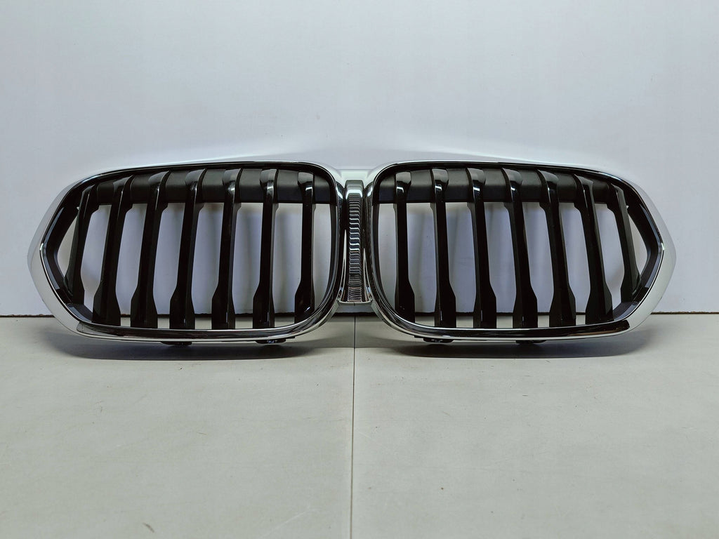 BMW X1 F48 LCI LIFT 19- ATRAPA GRILL NERKI ZDERZAKA PRZEDNIEGO 51138493450