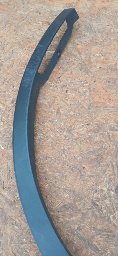 TESLA MODEL Y 20- KOTFLÜGELLEISTE RECHTS VORNE 1683860-00-A