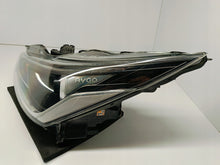 Load image into Gallery viewer, TOYOTA AYGO II LIFT 18- LAMPA LEWA PRZÓD PRZEDNIA SOCZEWKA+LED KOITO 0H-27