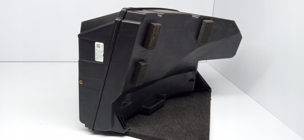 TESLA MODEL 3 III SUBWOOFER GŁOŚNIK NISKOTONOWY 1079747-99-B
