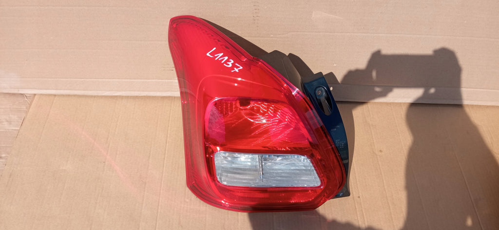 SUZUKI SWIFT MK8 17- LAMPA LEWY TYŁ LEWA TYLNA ZWYKŁA EU KOITO 220-59362