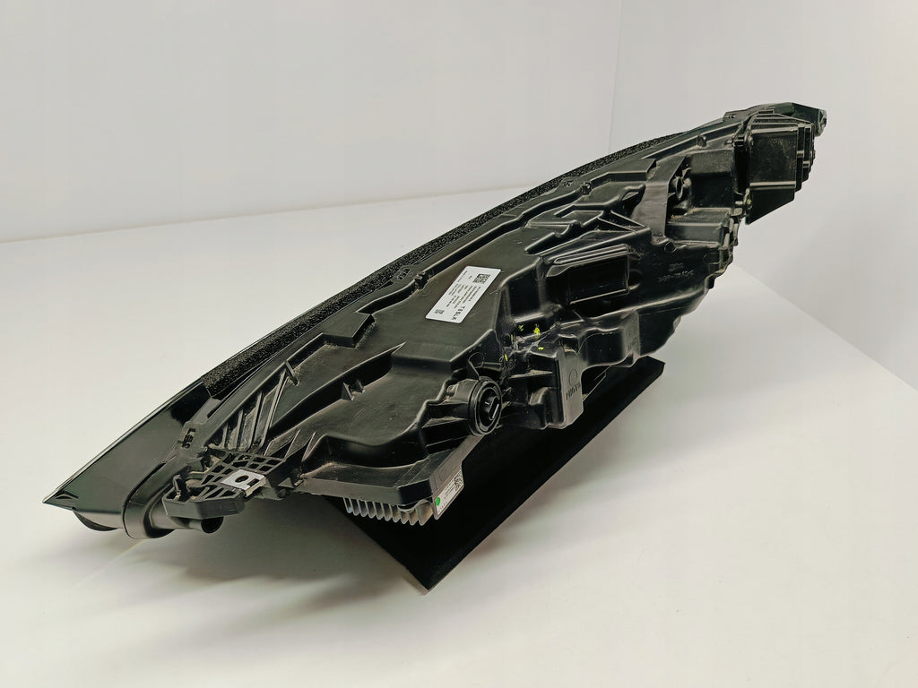 TESLA MODEL 3 LIFT HIGHLAND 24- RECHTER SCHEINWERFER VORNE FULL LED EU 1760889-00-E