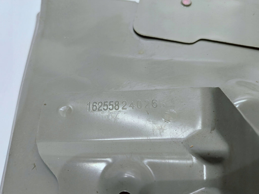 TESLA Model 3 M3 17- INNERE VERKLEIDUNG RECHTS HINTEN HALTERUNG 1095609-00-E