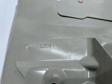Laden Sie das Bild in den Galerie-Viewer, TESLA Model 3 M3 17- INNERE VERKLEIDUNG RECHTS HINTEN HALTERUNG 1095609-00-E