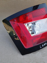 Załaduj zdjęcie do przeglądarki galerii, SKODA FABIA III 3 LEWA LAMPA TYŁ TYLNA 6V6945095