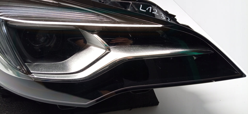 OPEL ASTRA 5 V K 15- LAMPA PRAWA PRZÓD PRZEDNIA FULL LED LUX EU 39111150