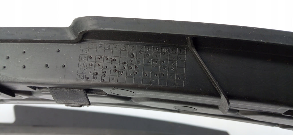 HYUNDAI I20 GB II 14- UNTERES GITTER KÜHLERGRILL STOSSFÄNGER VORNE 86562-C8000