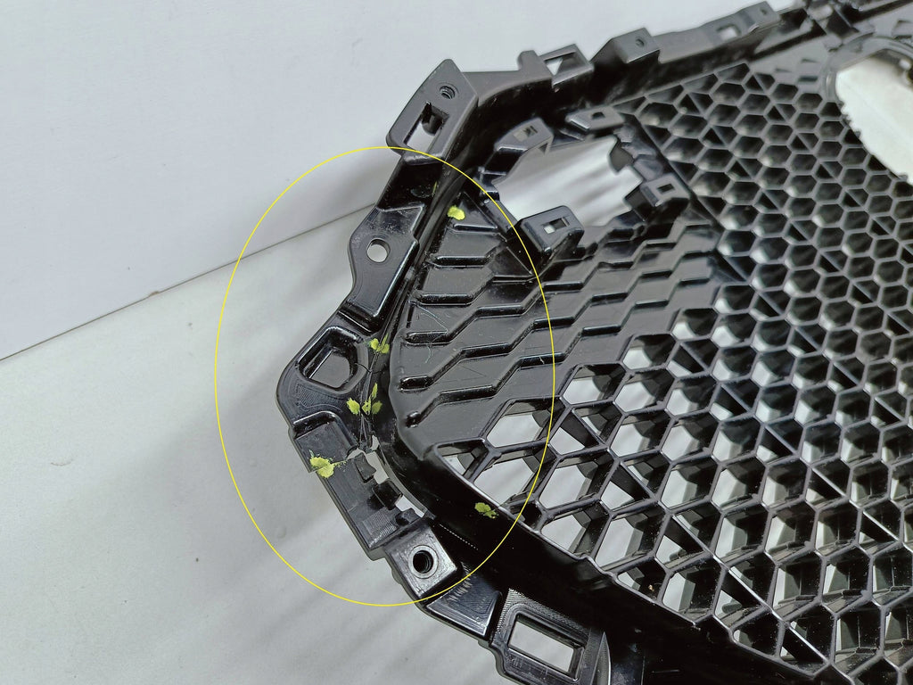 Mazda 3 IV BP 19- KÜHLERGRILL STOSSSTANGE VORNE BCKN-50711