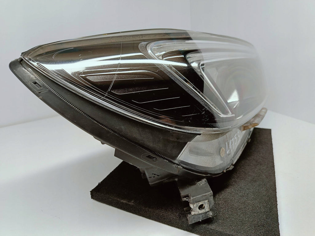 Opel Mokka X 16- LAMPA PRAWA PRZÓD PRZEDNIA ZWYKŁA H7+LED 42589989