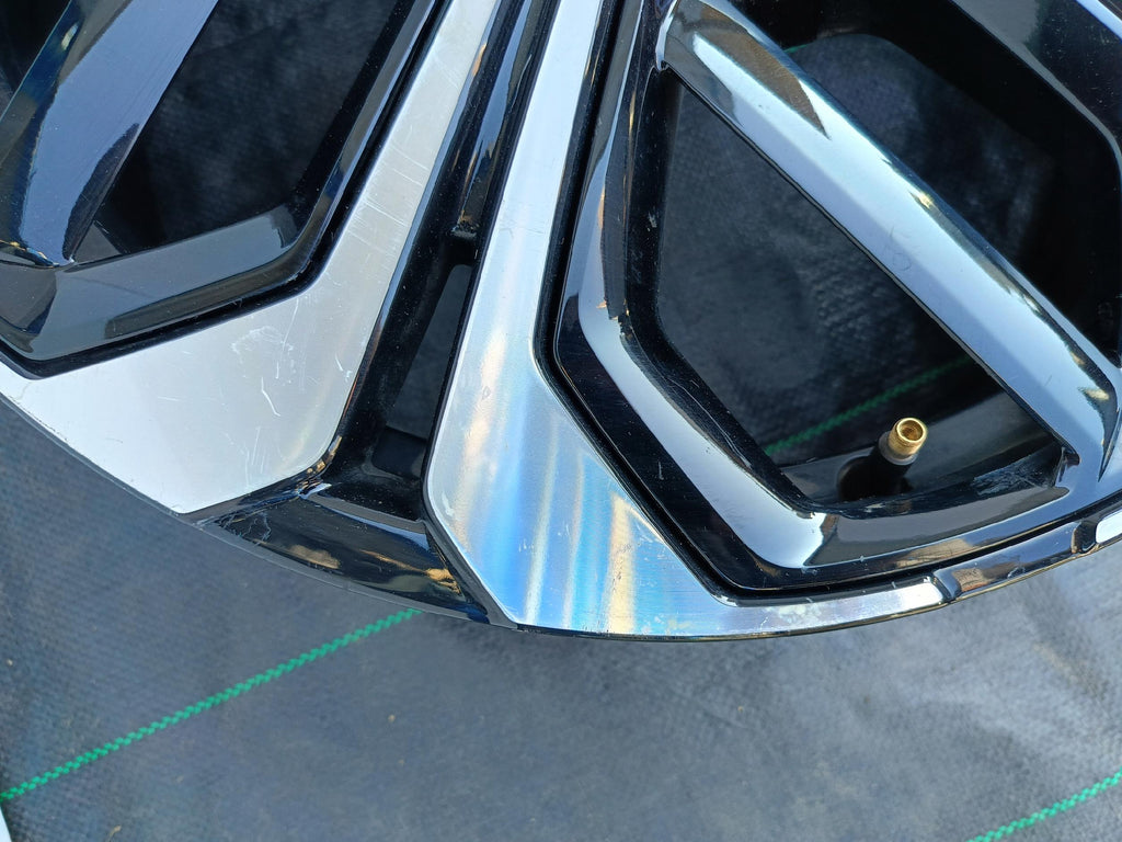 FELGA ALUMINIOWA CITROEN 7.0X19 5X108 ET41 9837772280 9836124480 DICASTAL