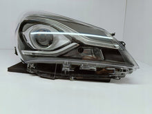 Laden Sie das Bild in den Galerie-Viewer, TOYOTA YARIS III LIFT 17- LAMPA PRAWA PRZÓD SOCZEWKA+LED EU 212-11BZR-LDEM2