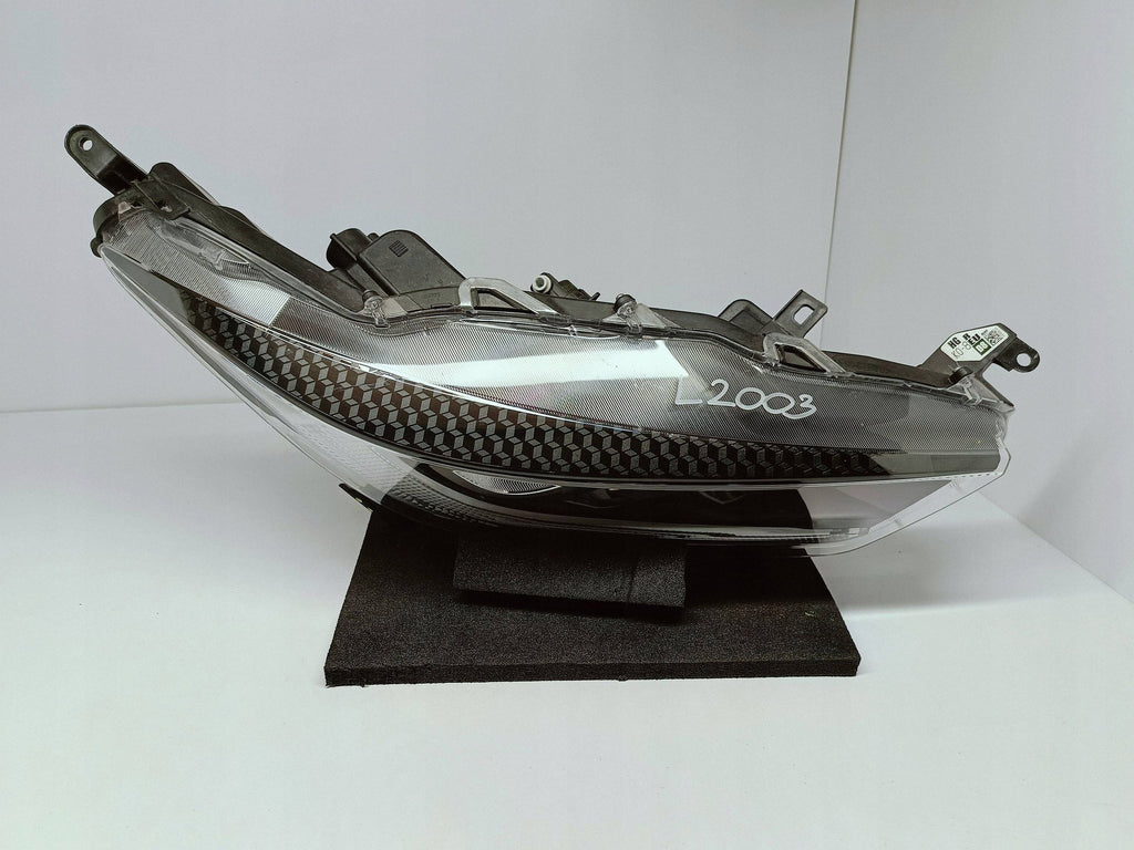 Toyota Yaris IV 4 XP21 19- SCHEINWERFER RECHTS VORNE FULL LED KOITO K0-8