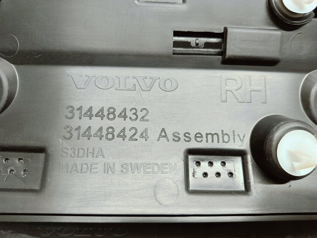 Volvo XC90 II 15- LISTWA NAKŁADKA DRZWI PRAWY TYŁ TYŁNA 31448432