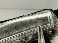 Załaduj zdjęcie do przeglądarki galerii, SUZUKI VITARA 15- HALOGEN DRL PRAWY LAMPA PRAWA ŚWIATŁO STANLEY LED W1378