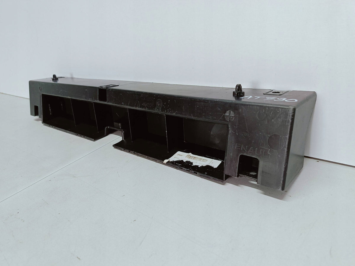 Renault Megane E-Tech 22- Gleitstück Halter Mittlere Vorne Stossstange 622409247R — Foto 2 von 12