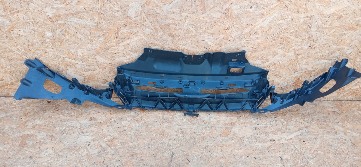 Ford Focus MK3 10-Czasza Section Reinforcement Frame Grille Bumper BM51-17E778 — photo 6 of 10