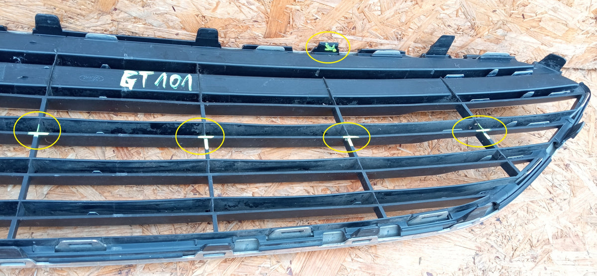 Ford Fiesta MK7 Lift 13- Kühlergrill Grill Gitter Vorne Stossstange C1BB-17B968-A — Foto 8 von 11