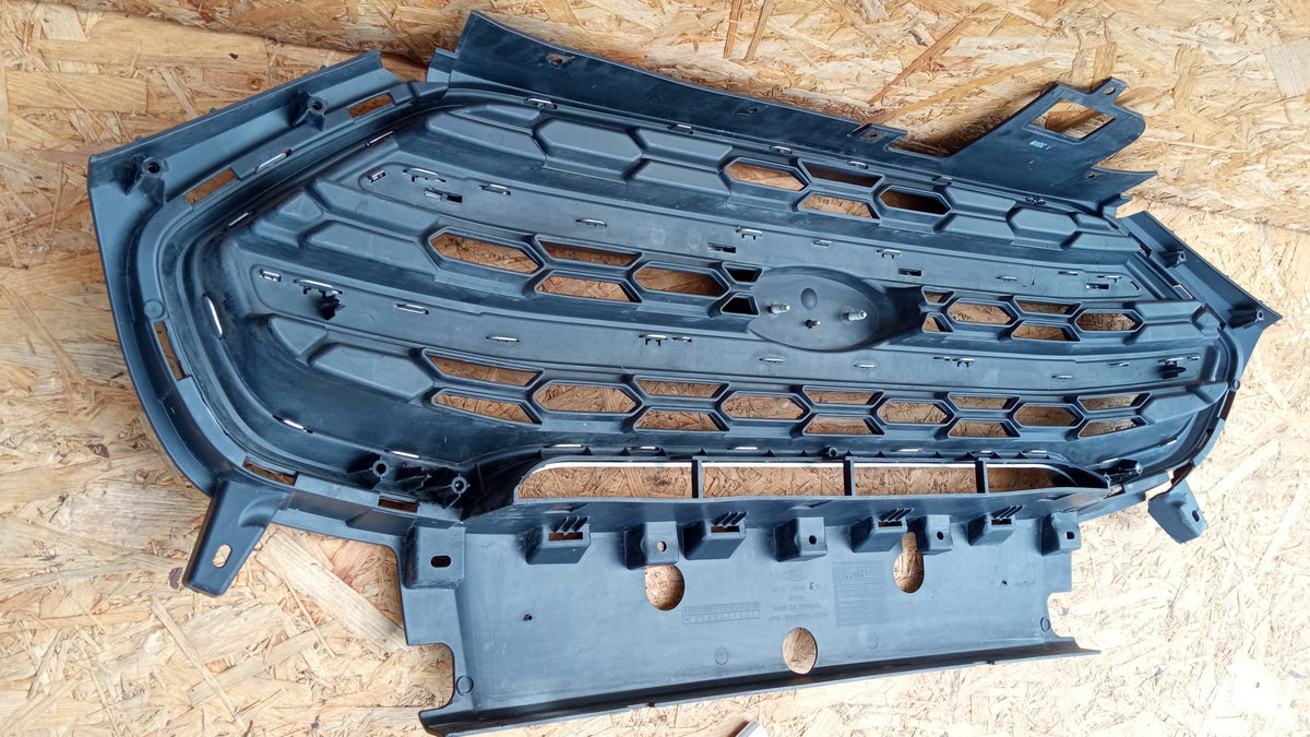 Ford Ecosport II Lift 17- Kühlergrill Gitter Grill — Foto 11 von 12