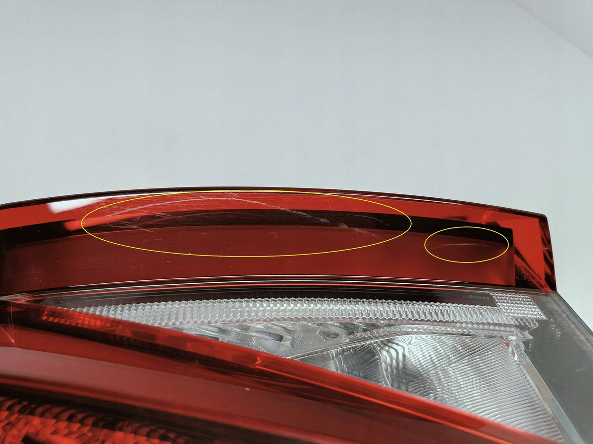 Skoda Enyaq Iv 20- Lampa Lewy Tył Lewa Tylna LED Crystal EU 5LA945207A — zdjęcie 7 z 13