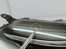 Laden Sie das Bild in den Galerie-Viewer, TOYOTA YARIS III LIFT 17- SCHEINWERFER RECHTS LINSE+LED EUKOITO OD-197