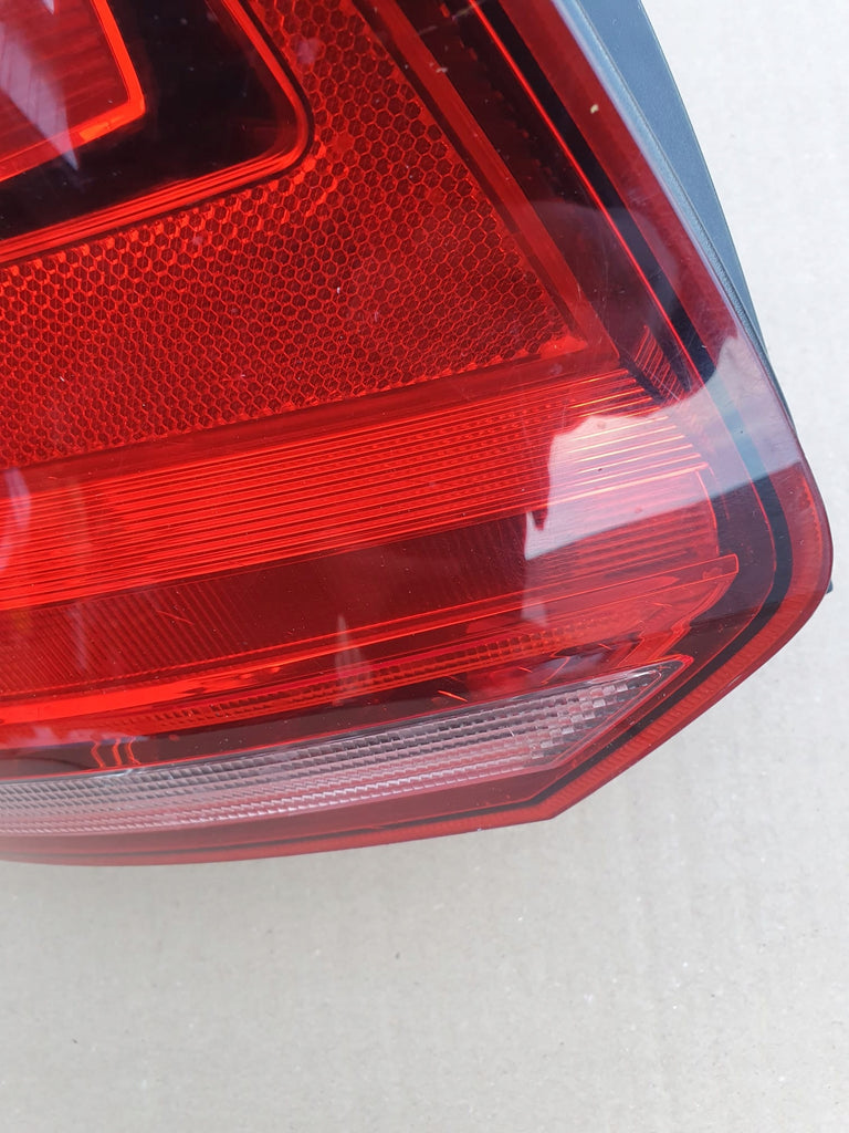 VW POLO 6C0 LAMPA LEWA TYŁ TYLNA EU