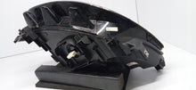 Laden Sie das Bild in den Galerie-Viewer, VW ID3 ID.3 19- LAMPA LEWA PRZÓD PRZEDNIA FULL LED EU 10B941005A