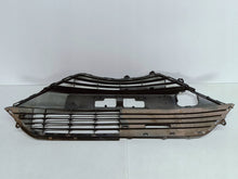 Load image into Gallery viewer, Toyota Aygo II LIFT 18- ATRAPA KRATKA ŚRODKOWA ZDERZAKA PRZÓD 53112-0H170