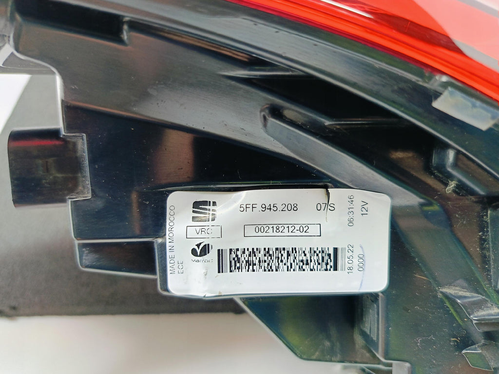 CUPRA FORMENTOR 5FF 21- RÜCKLEUCHTE RECHTS LED 5FF945208