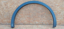 Laden Sie das Bild in den Galerie-Viewer, VOLKSWAGEN ID4 ID.4 19- RADLAUFVERKLEIDUNG LINKS HINTEN 11A853817