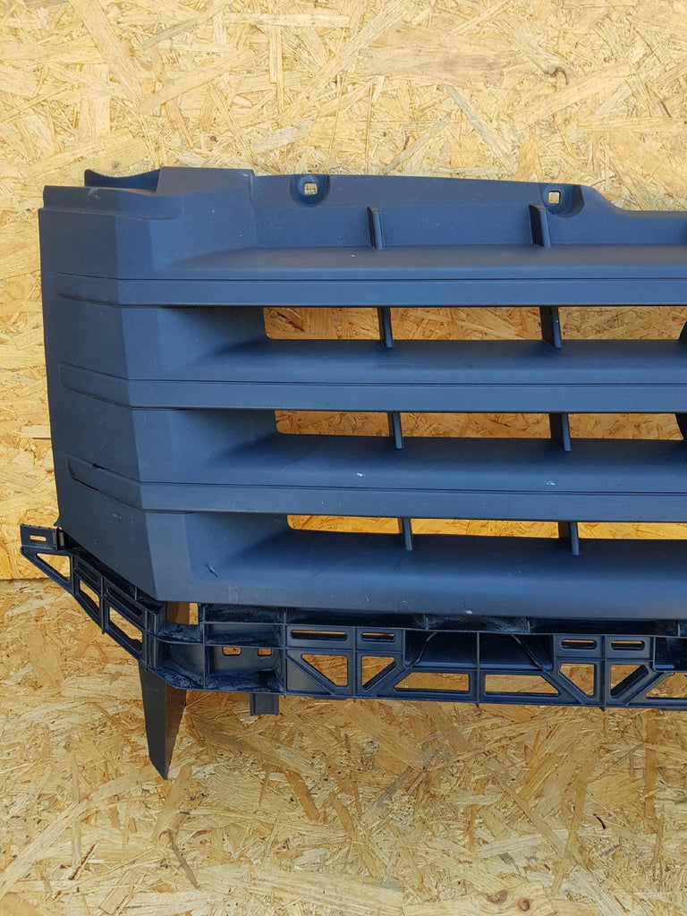 VOLKSWAGEN CRAFTER LIFT 11- KÜHLERGRILL STOSSSTANGE VORNE 2E0853653E