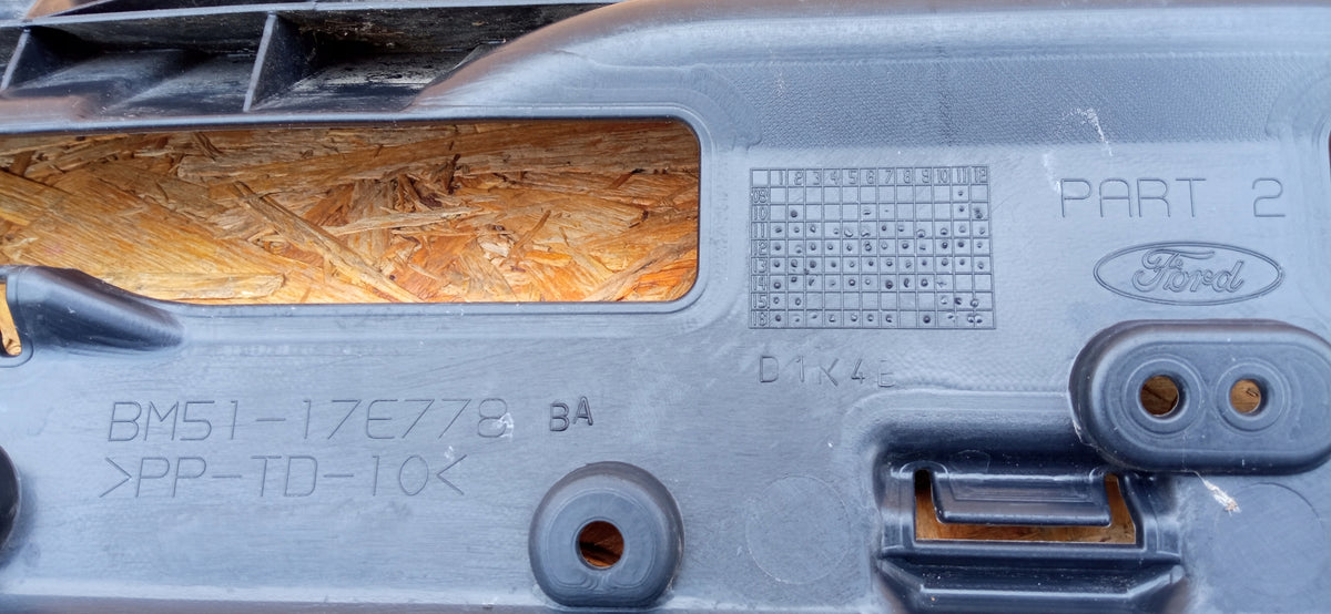 Ford Focus MK3 10-Czasza Pas Wzmocnienie Stelaż Grilla Zderzaka BM51-17E778 — zdjęcie 10 z 11