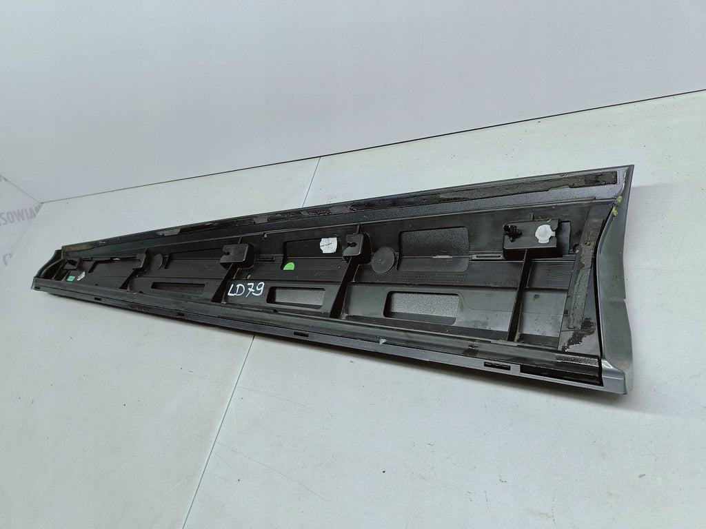 Cupra Formentor 5FF 20- LISTWA DRZWI PRAWA PRZÓD PRZEDNIA 5FF854940B