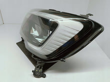 Laden Sie das Bild in den Galerie-Viewer, Renault Master III LIFT IV 19- LAMPA LEWA PRZÓD PRZEDNIA 260607867R