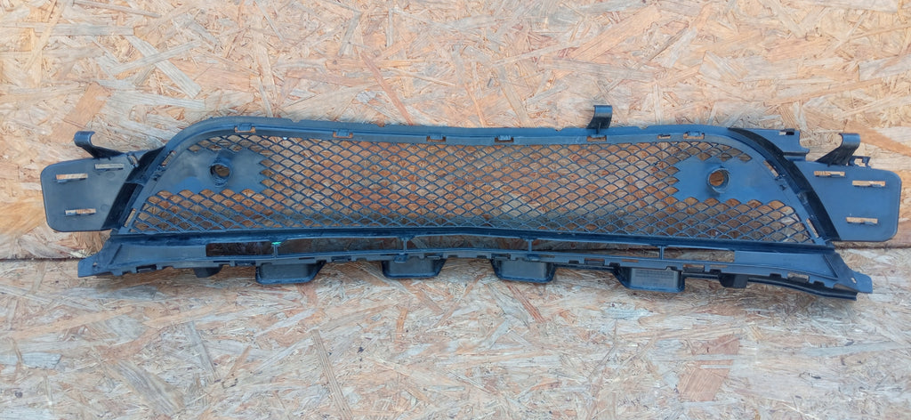 MERCEDES CLA W117 AMG 13- KÜHLERGRILL STOSSSTANGE VORNE A1178852122