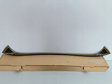 Laden Sie das Bild in den Galerie-Viewer, TOYOTA AURIS II 12- HECKKLAPPENSPOILER CARBON NEU PW156-02001-00