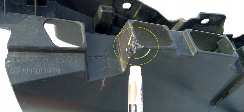 TOYOTA YARIS III FL 17- OBERE SCHUTZKAPPE VERSTÄRKUNG RAHMEN KÜHLERGRILL 53111-0DB10