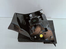 Laden Sie das Bild in den Galerie-Viewer, TESLA 3 LIFT Y 20- SCHEINWERFER RECHTS HINTEN LED NEU 1502087-00-D