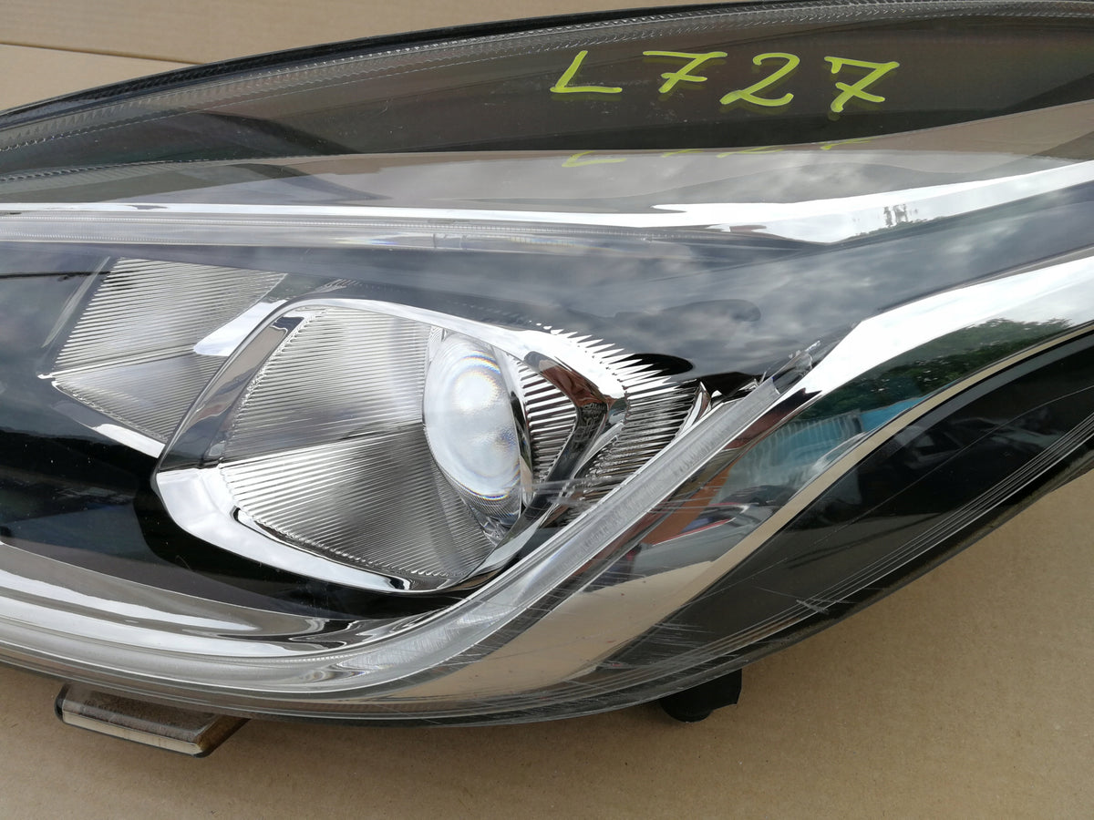 Ford Fiesta MK8 17- Light Front Front Left Lens +led H1BB-13W030-Ce — photo 3 of 13