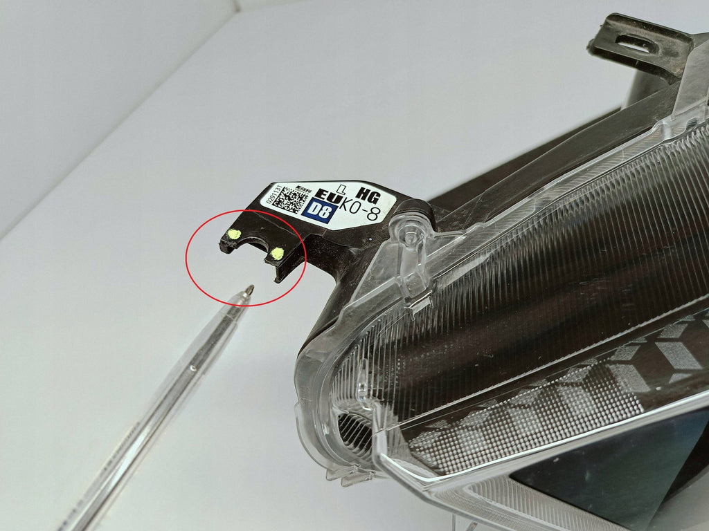 TOYOTA YARIS IV 4 19- SCHEINWERFER LINKS VORNE VOLL-LED KOITO K0-8 EU